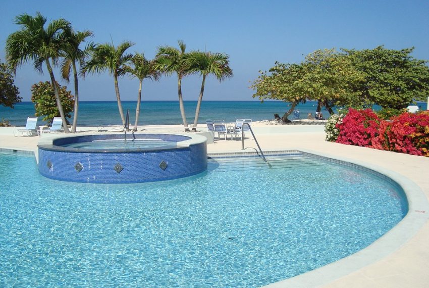 Cayman Islands Real Estate - 5 Star Hotels in Cayman